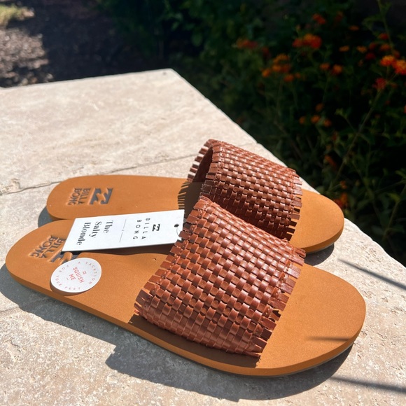 🔥 Billabong Salty Blonde Sunrise Breeze Sandal 🔥 - Picture 3 of 6